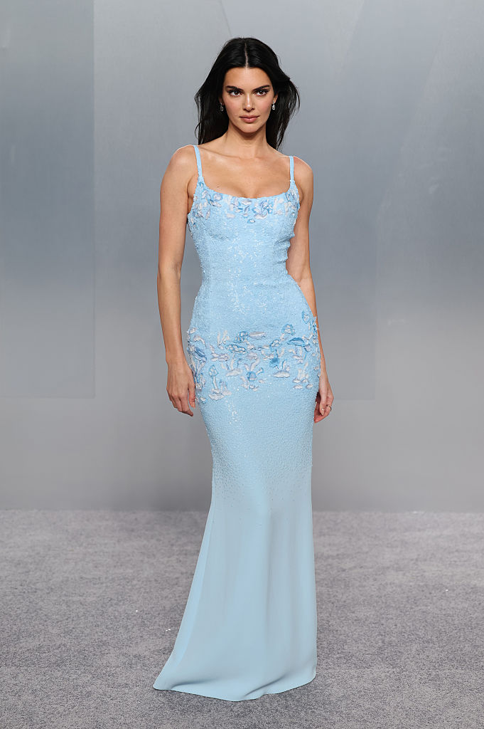 Kendall Jenner veste Chanel