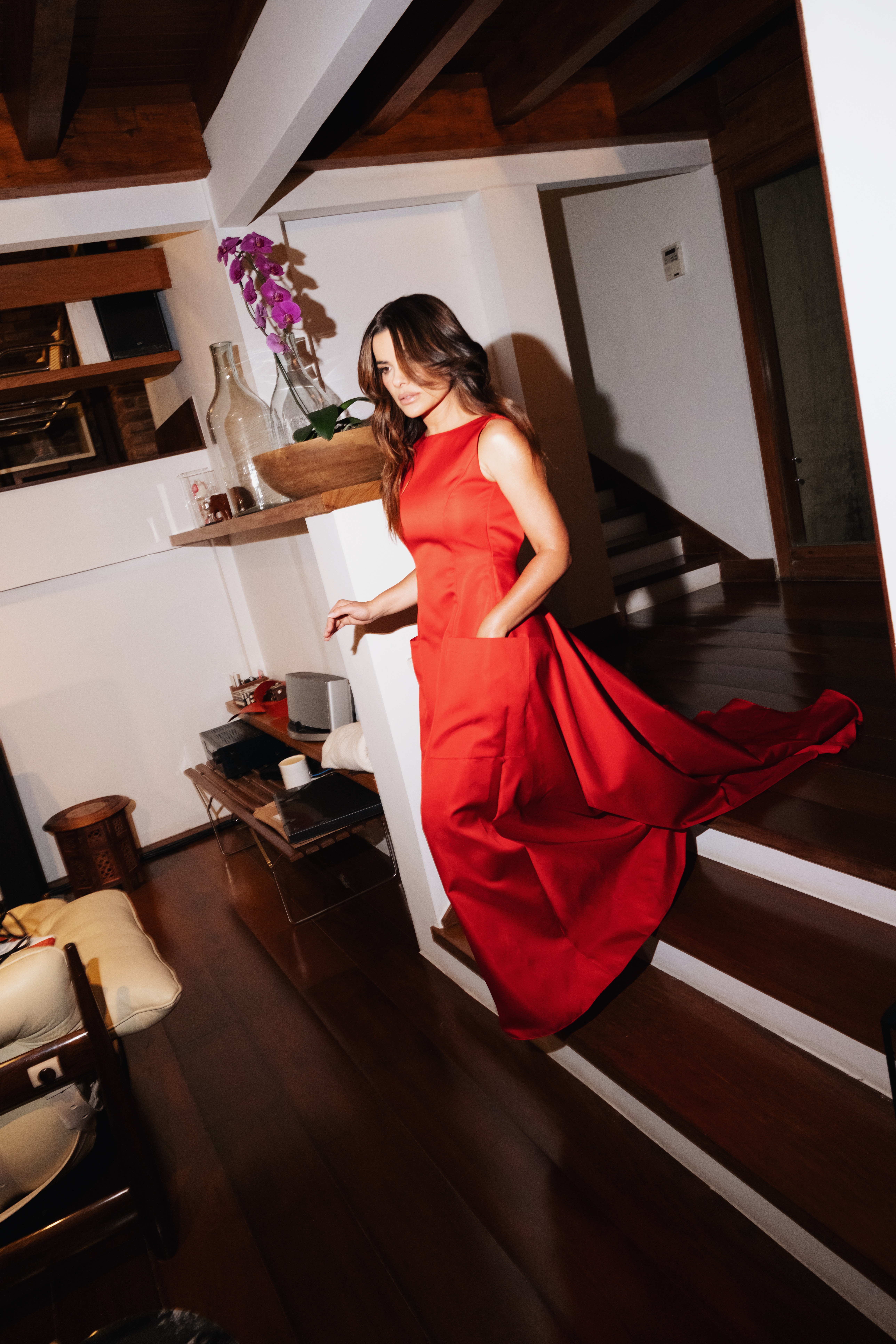 Vanessa Giácomo: pretty woman de vermelho