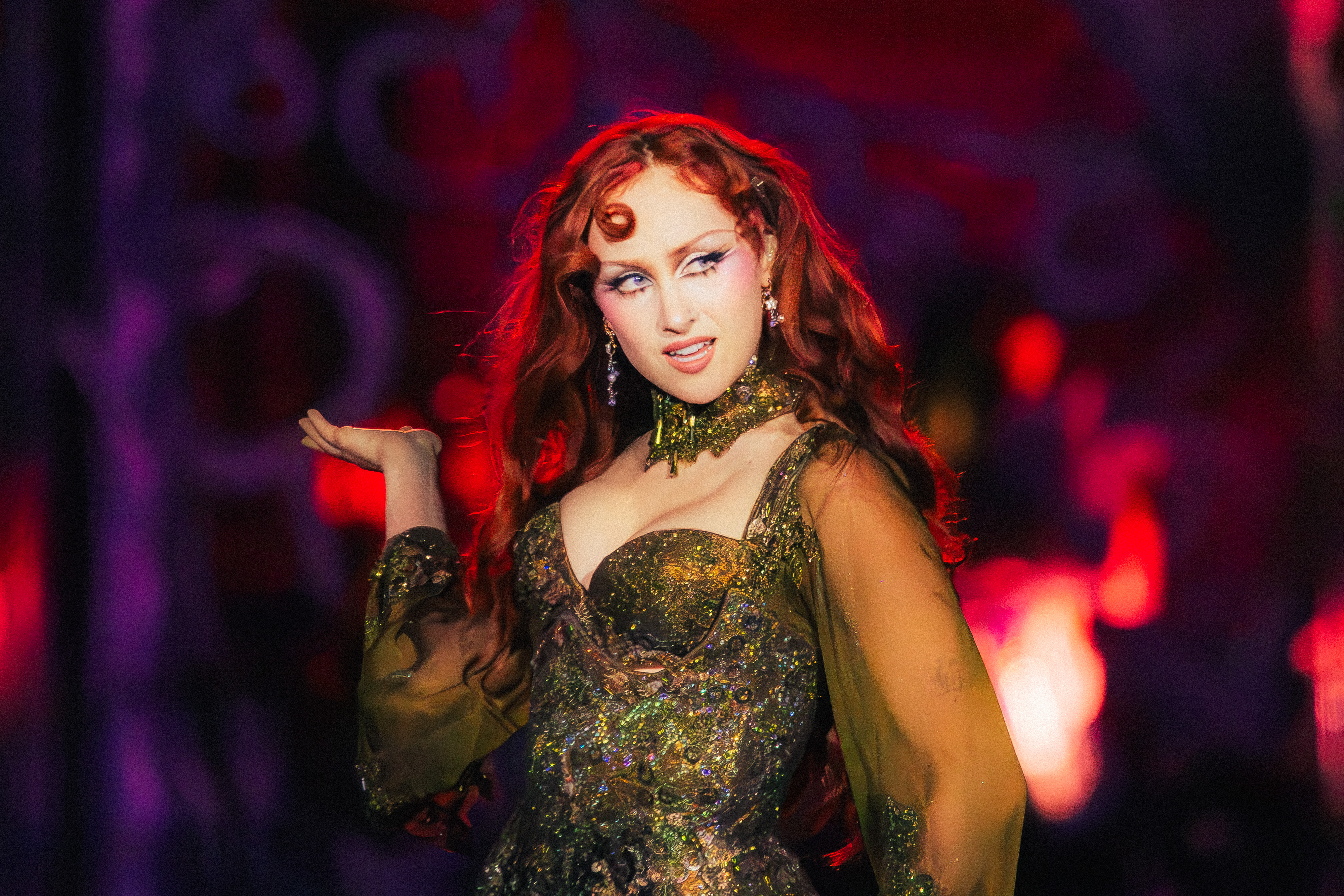 Chappell Roan durante show no Lollapalooza Brasil 2026