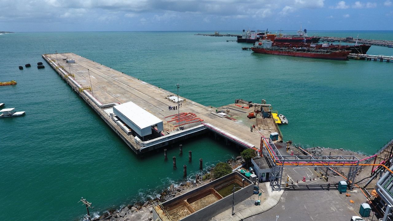 Oncorp firma acordo para terminal de GNL em Suape