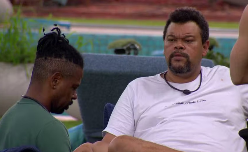 Babu em conversa com Boneco