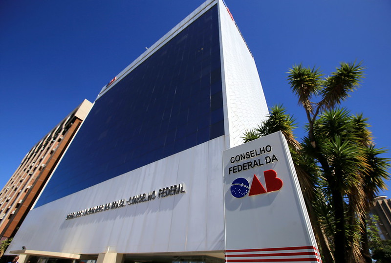 OAB pede para participar de julgamento sobre igualdade salarial