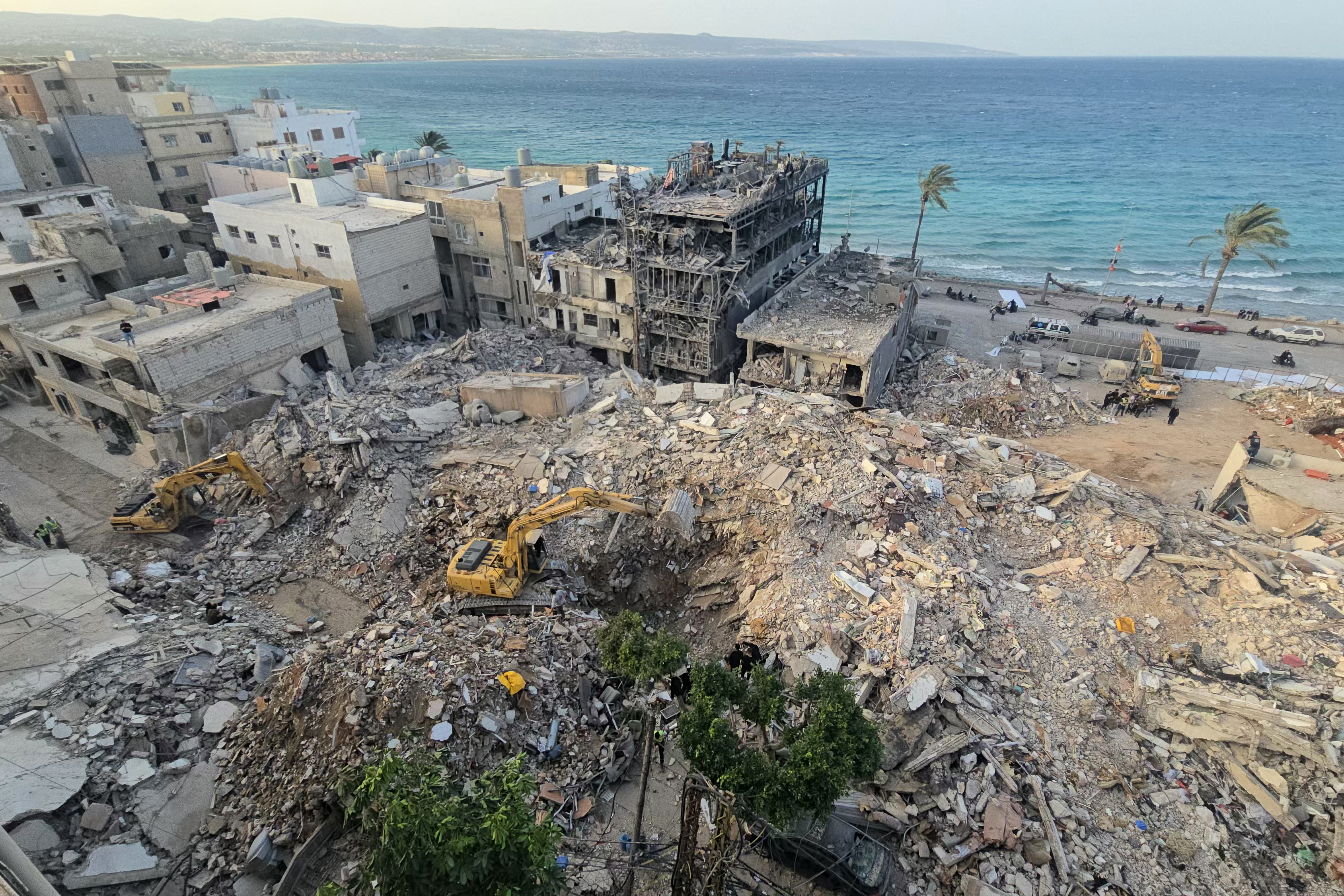 Ataque de Israel no Líbano destrói bairro