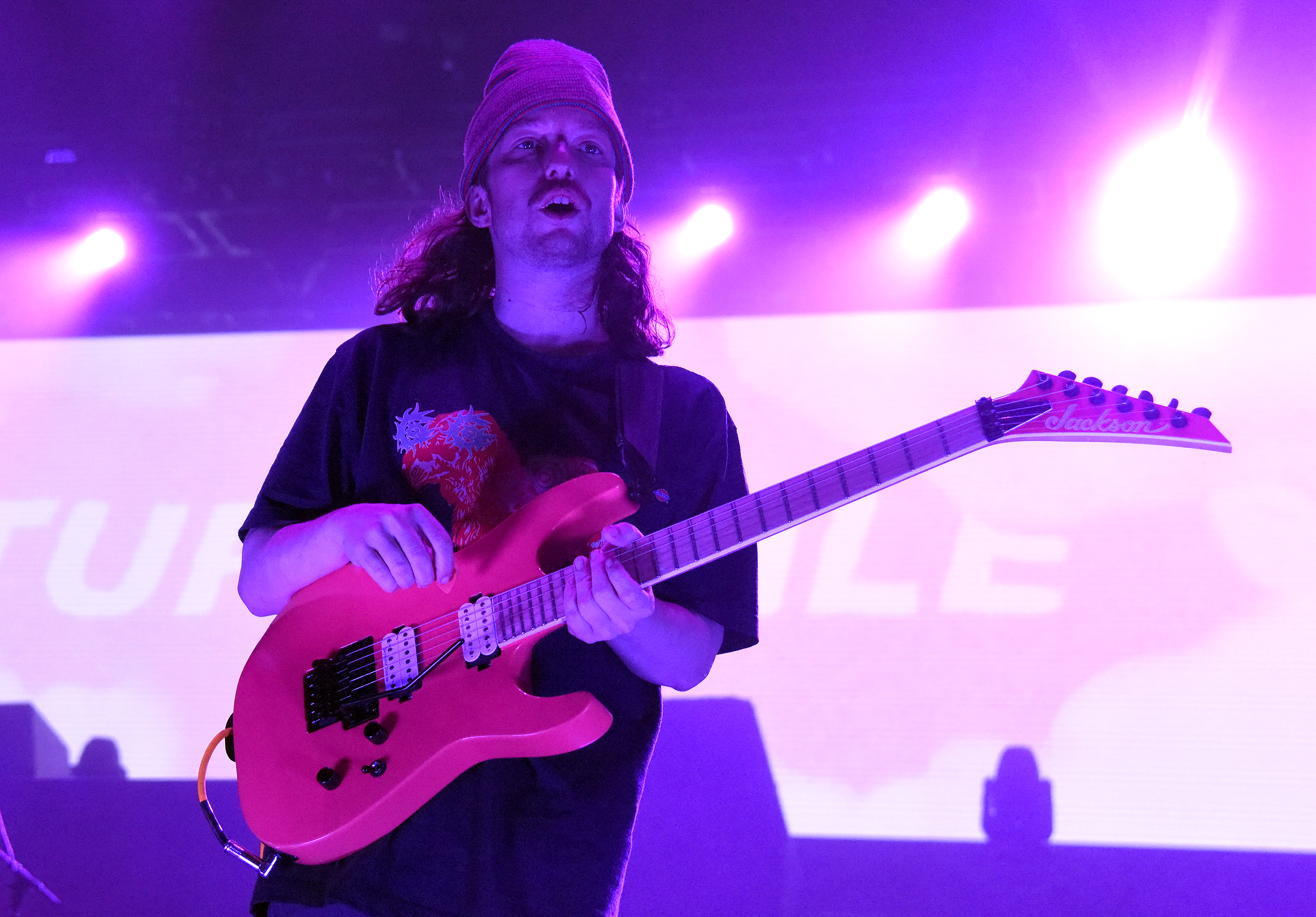 Ex-guitarrista do Turnstile é acusado de tentar matar pai de cantor