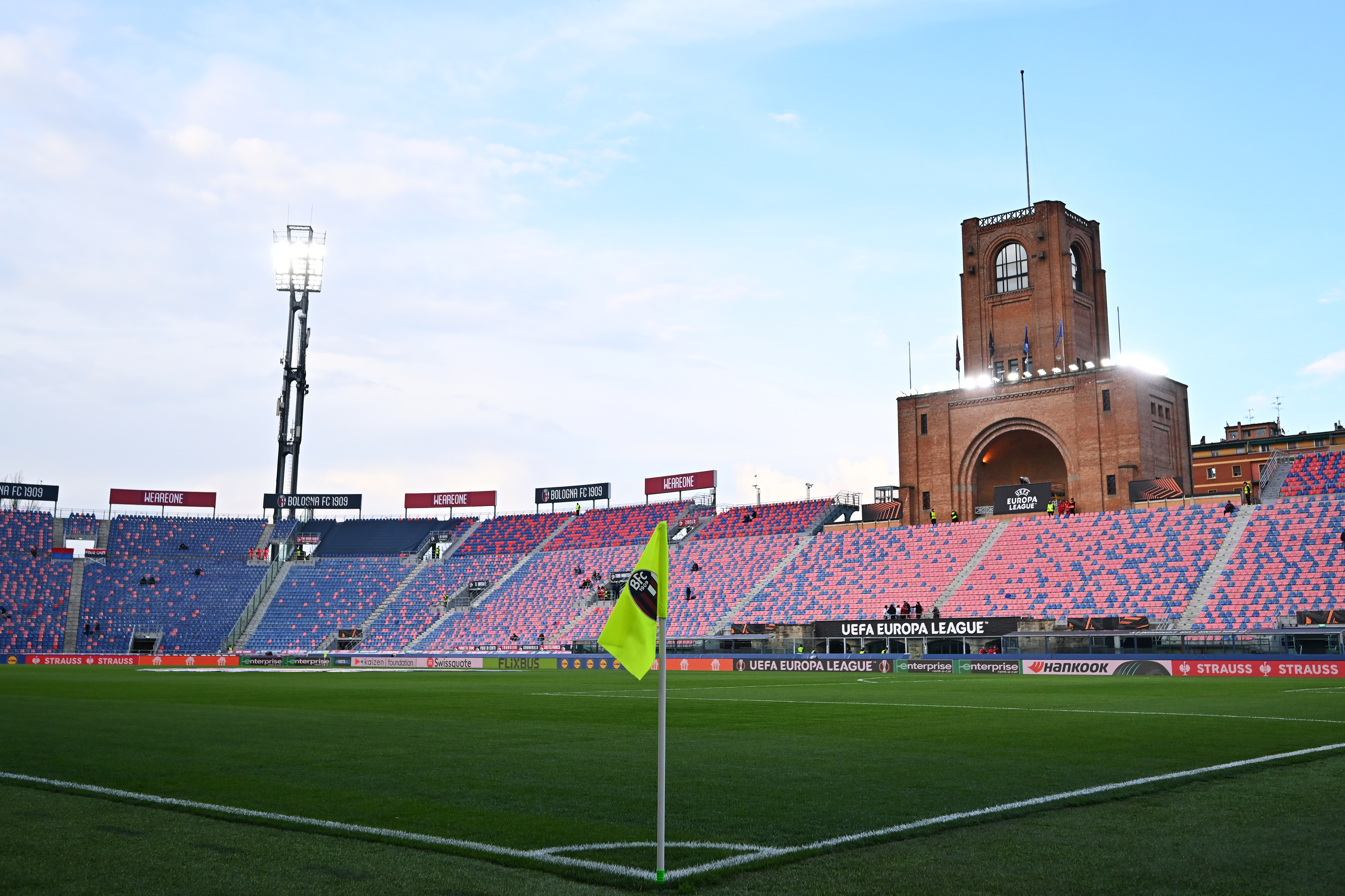 Bologna x Aston Villa: onde assistir, horário e escalações
