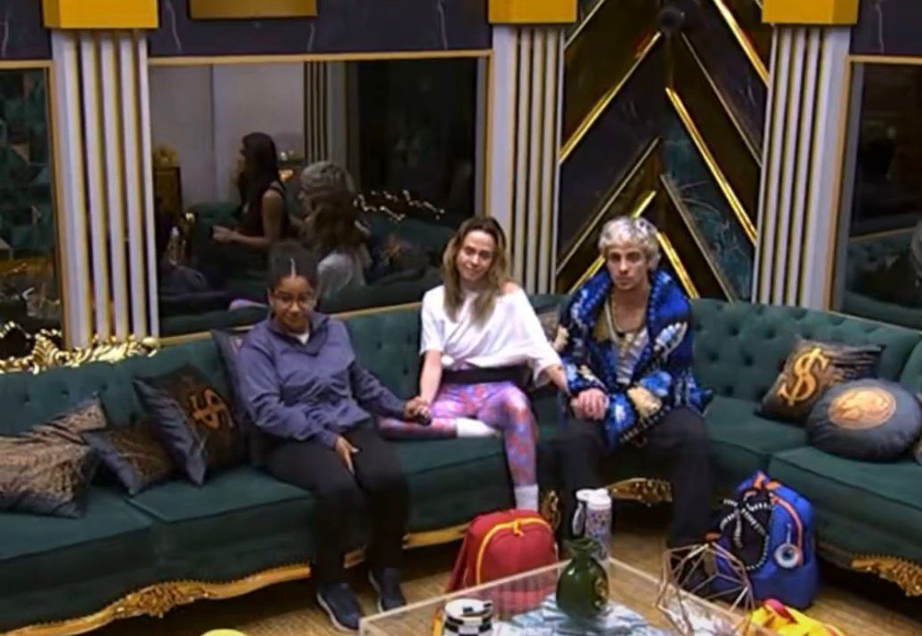 Milena, Ana Paula e Juliano