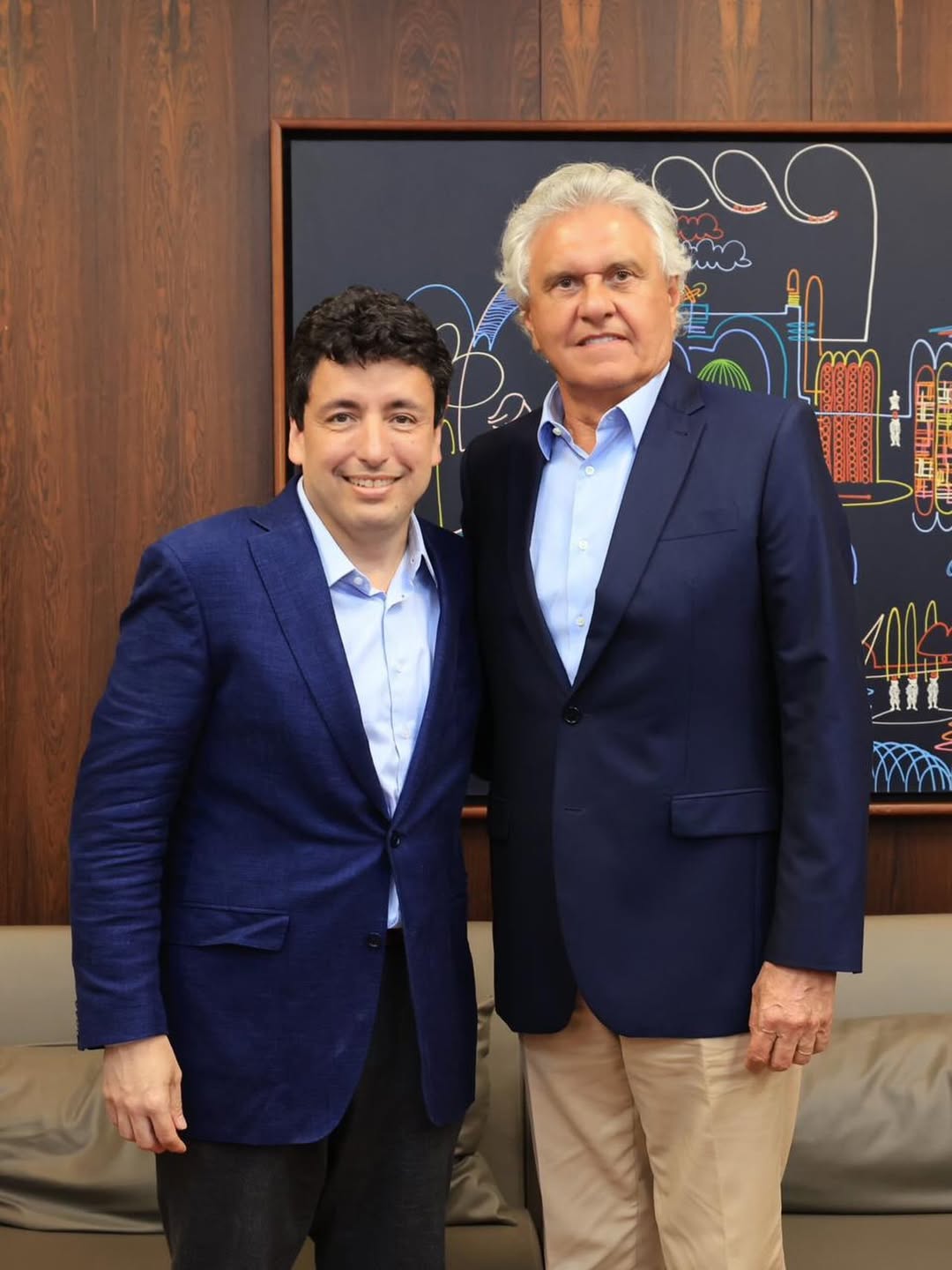 Caiado renunciou ao governo de Goiás, mas deixou ao menos seis parentes em cargos comissionados