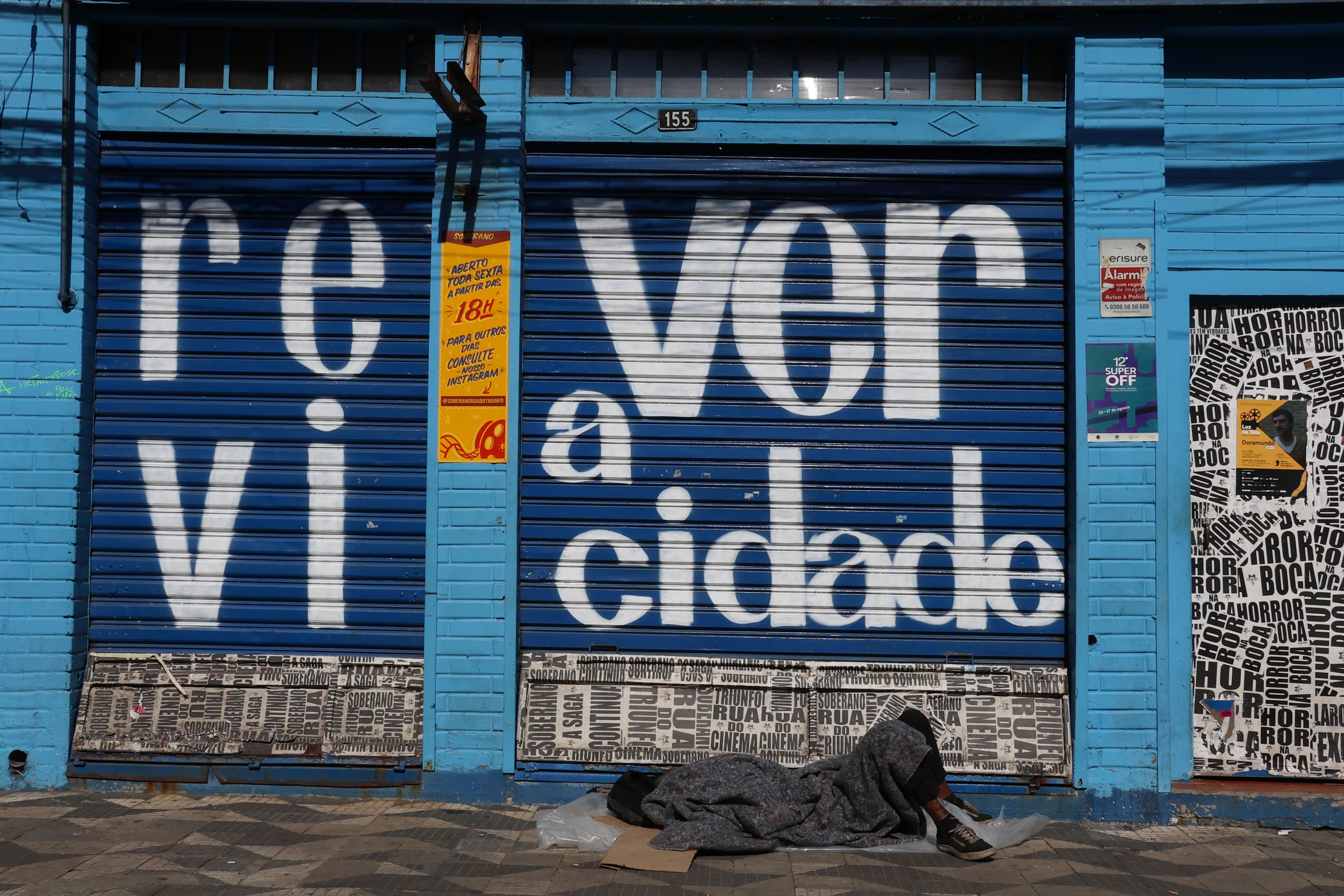 Cruz Vermelha lança campanha para recolher agasalhos