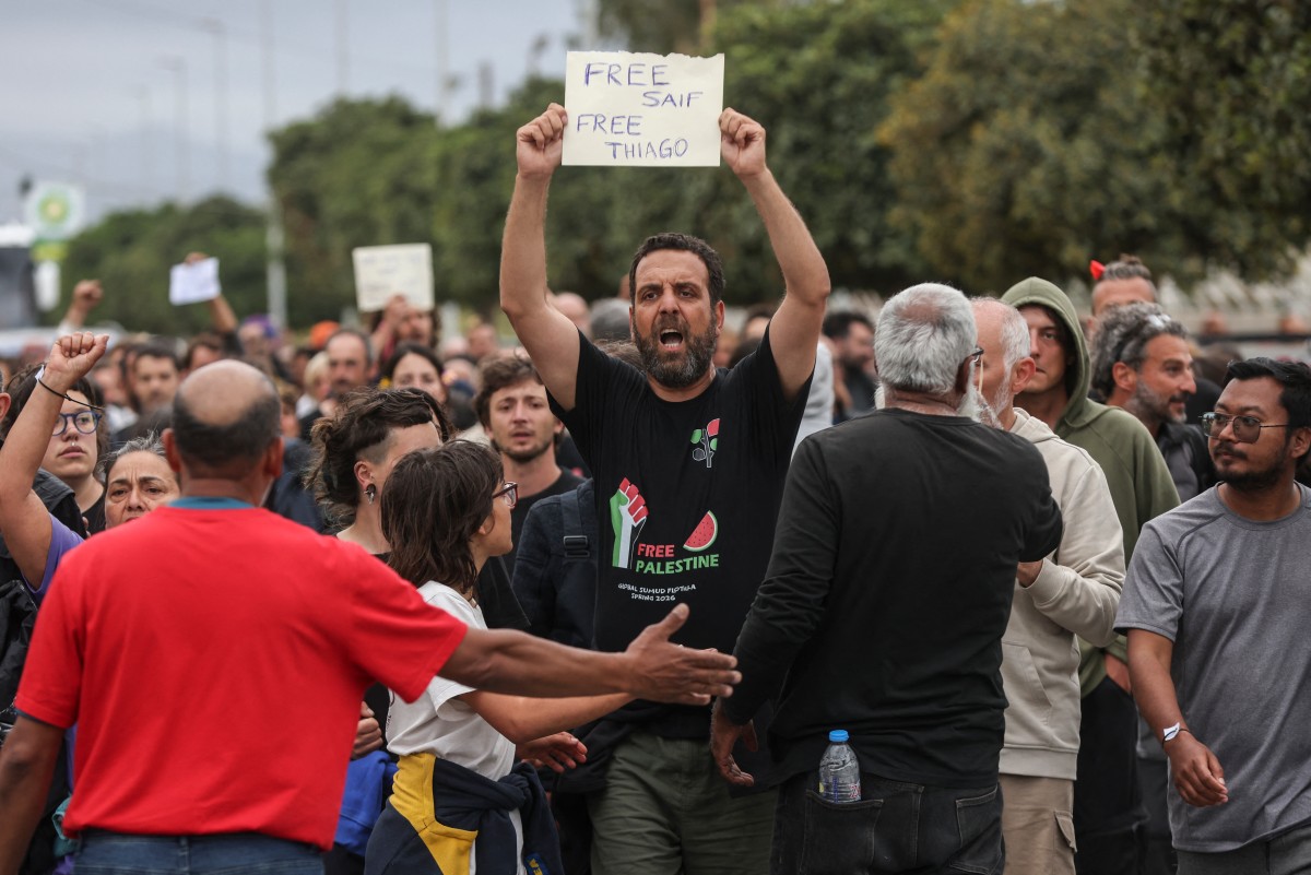 Itália abre investigação por sequestro após Israel prender brasileiro em flotilha de Gaza