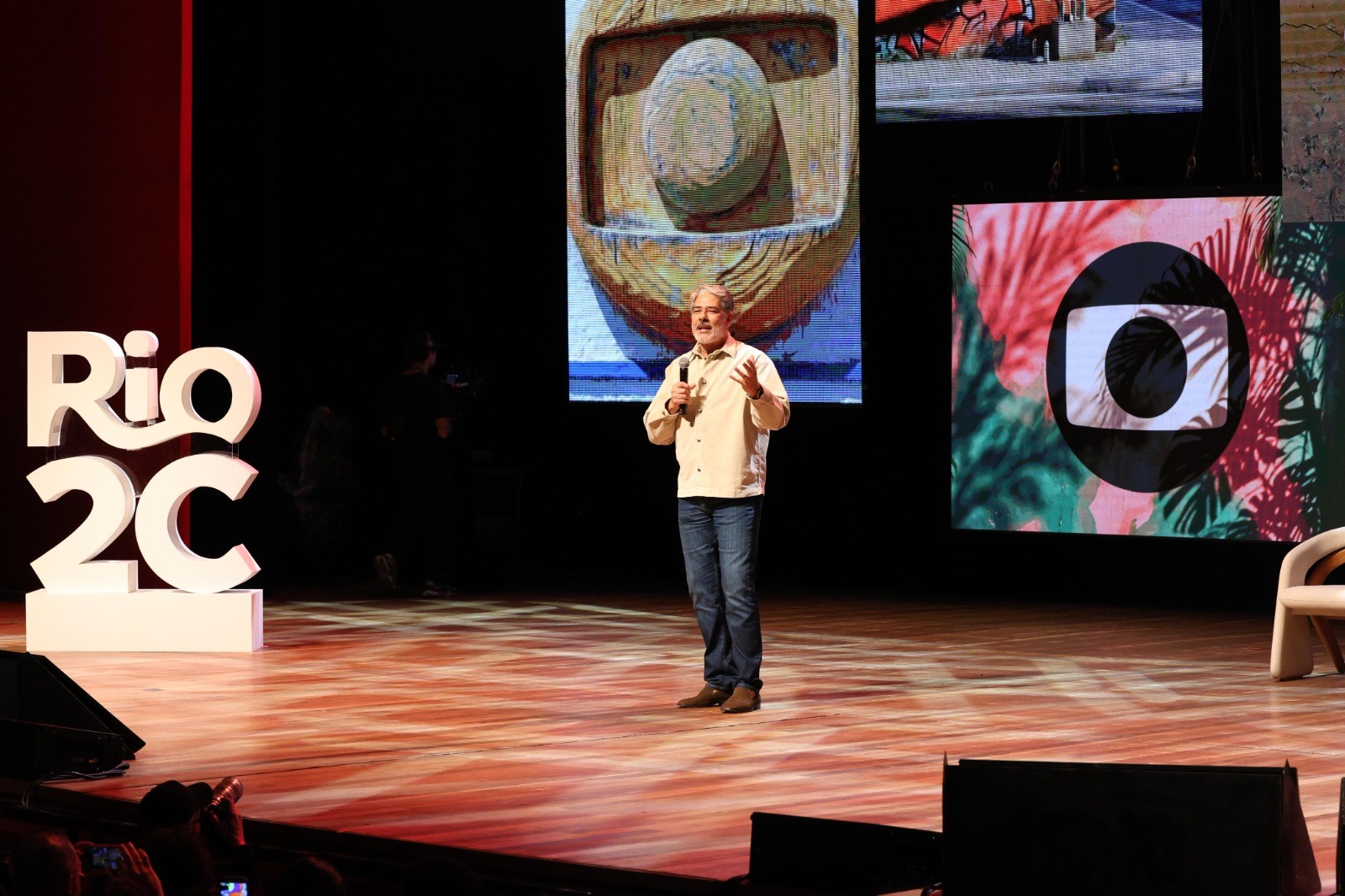 William Bonner em painel da Rio2C