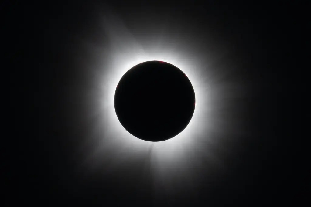 Nasa prevê que eclipse solar terá a maior duração do século XXI; entenda