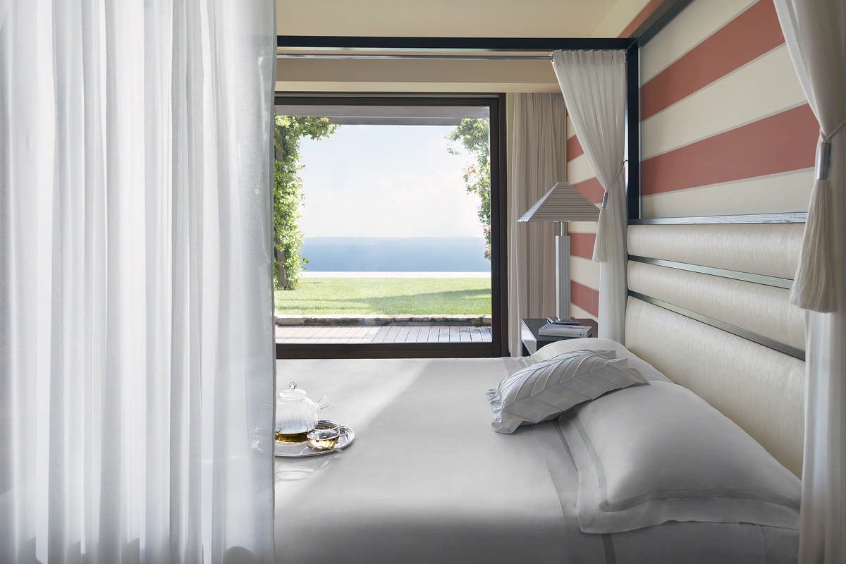 Suíte master do Lefay Resort & SPA Lago di Garda: paraíso numa região com águas termais, paisagens cênicas e muito ar puro