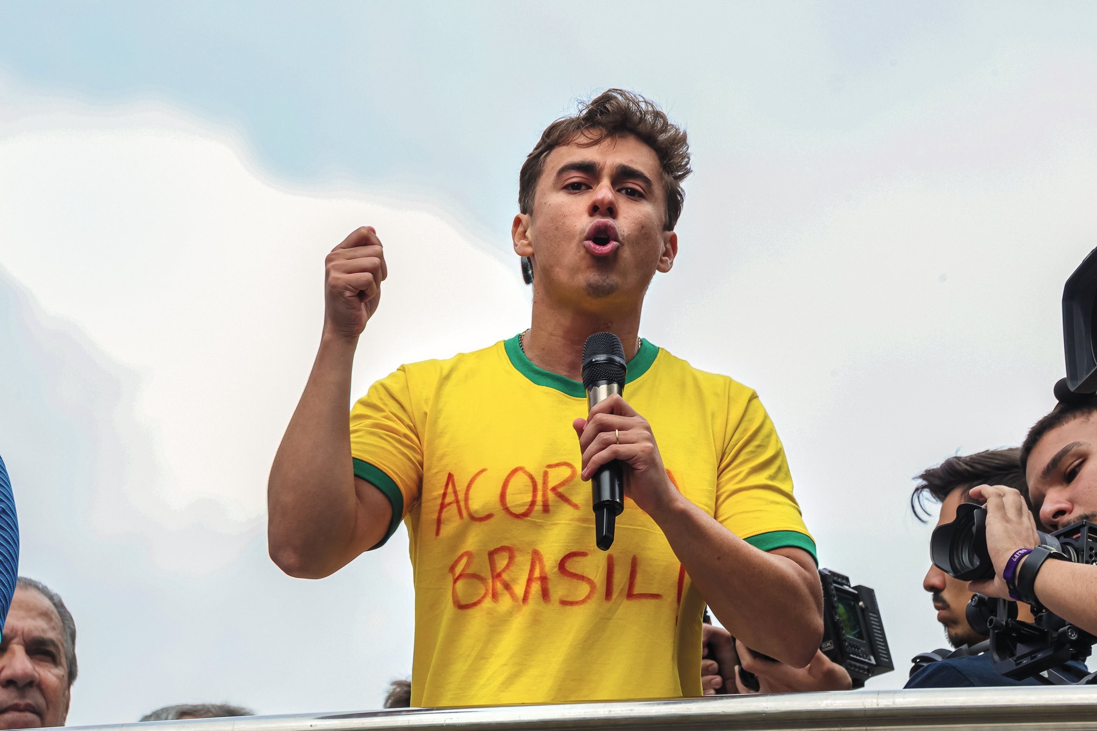 EMPENHO - Nikolas: tocando um projeto político próprio de olho no seu próprio futuro