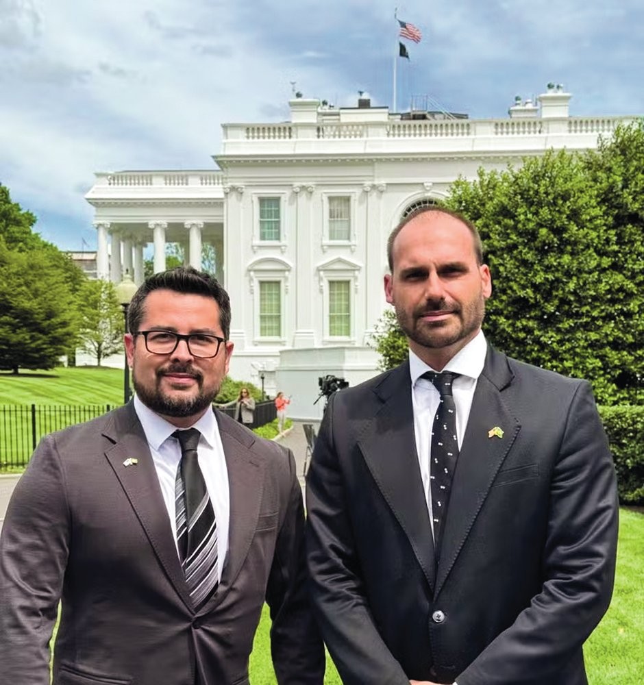 ALVOS - Paulo Figueiredo e Eduardo nos EUA: Michelle fala em ataques coordenados do exterior