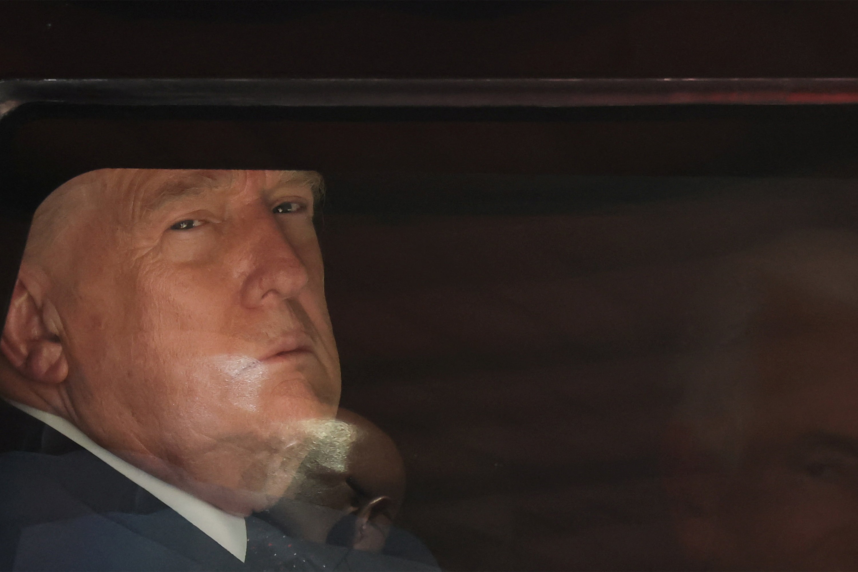 Pesquisa mostra como está imagem de Trump entre brasileiros após tarifaço e decisão contra facções