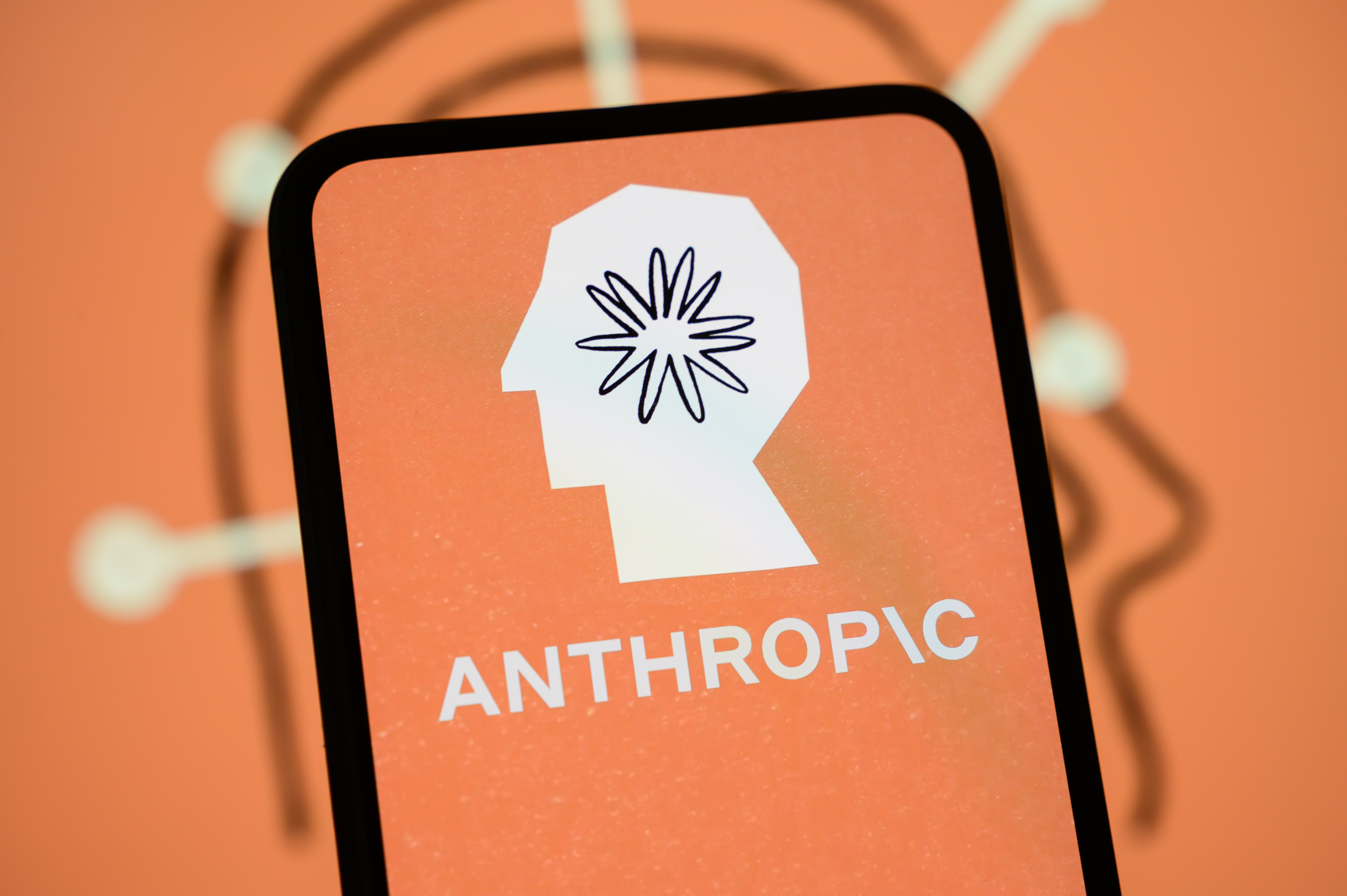 Anthropic lança versão ‘mais segura’ de sua IA Claude Mythos