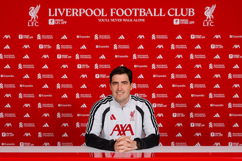 Quem é o espanhol que comandará o Liverpool na próxima temporada
