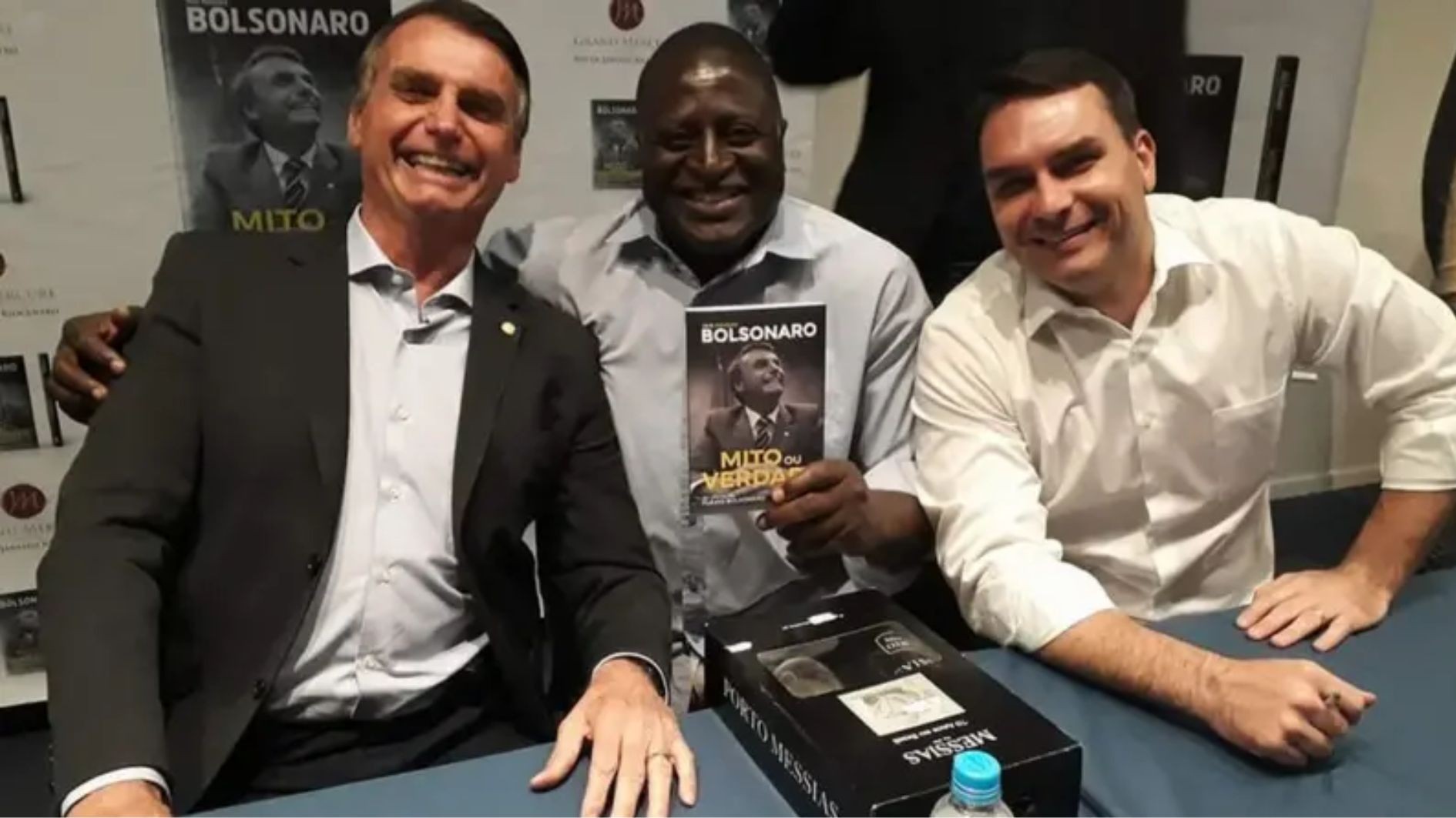 Flávio lança ‘fiel escudeiro’ de Jair Bolsonaro ao Senado por Roraima