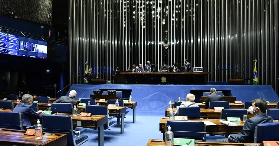 Mais um retrocesso para crianças e adolescentes avança no Congresso | Balanço Social