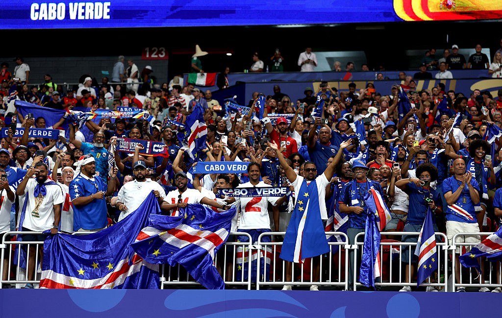 Festa em Cabo Verde: país vai às ruas para comemorar empate contra a Espanha