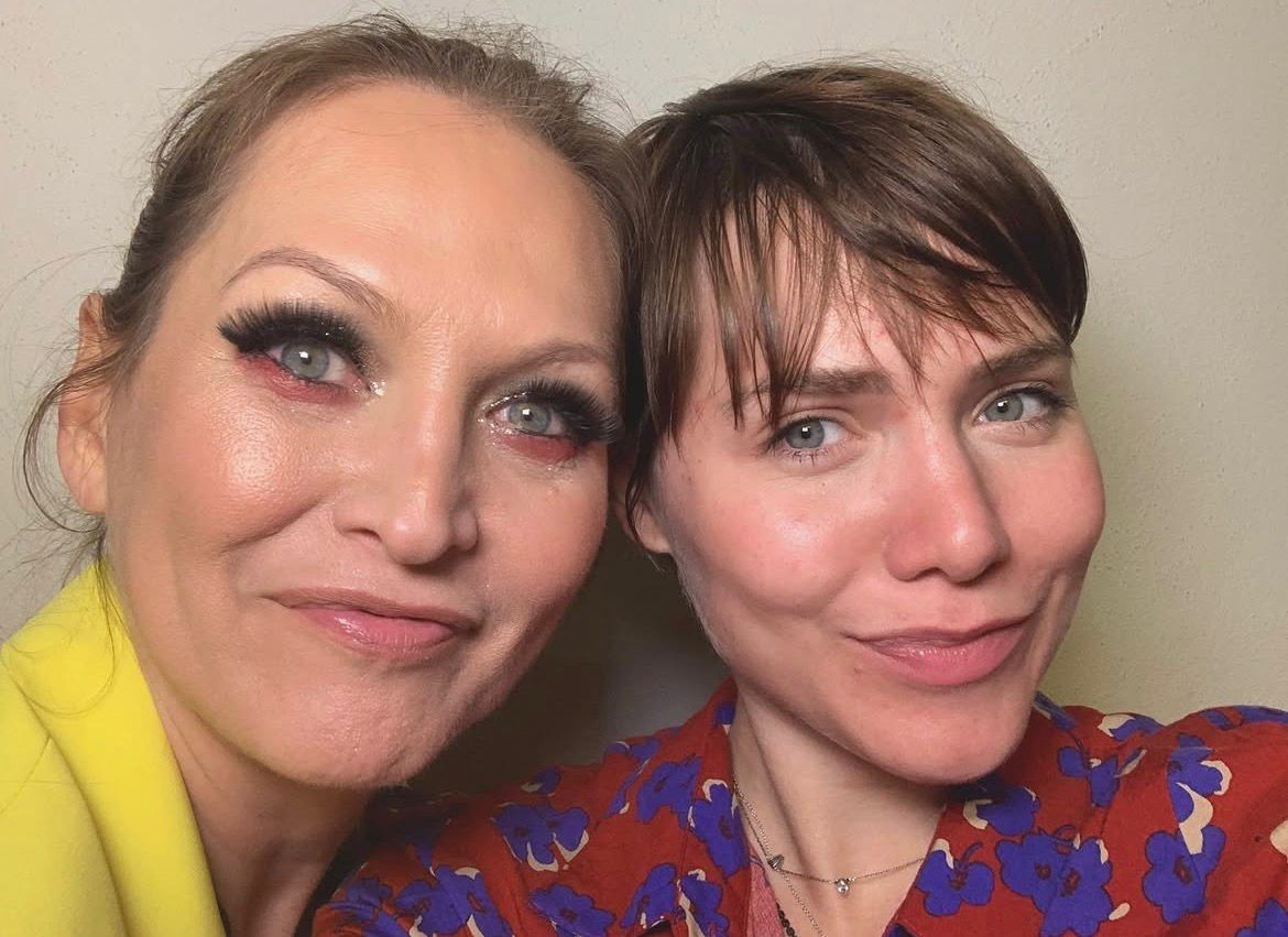 Adriana e Leticia Colin