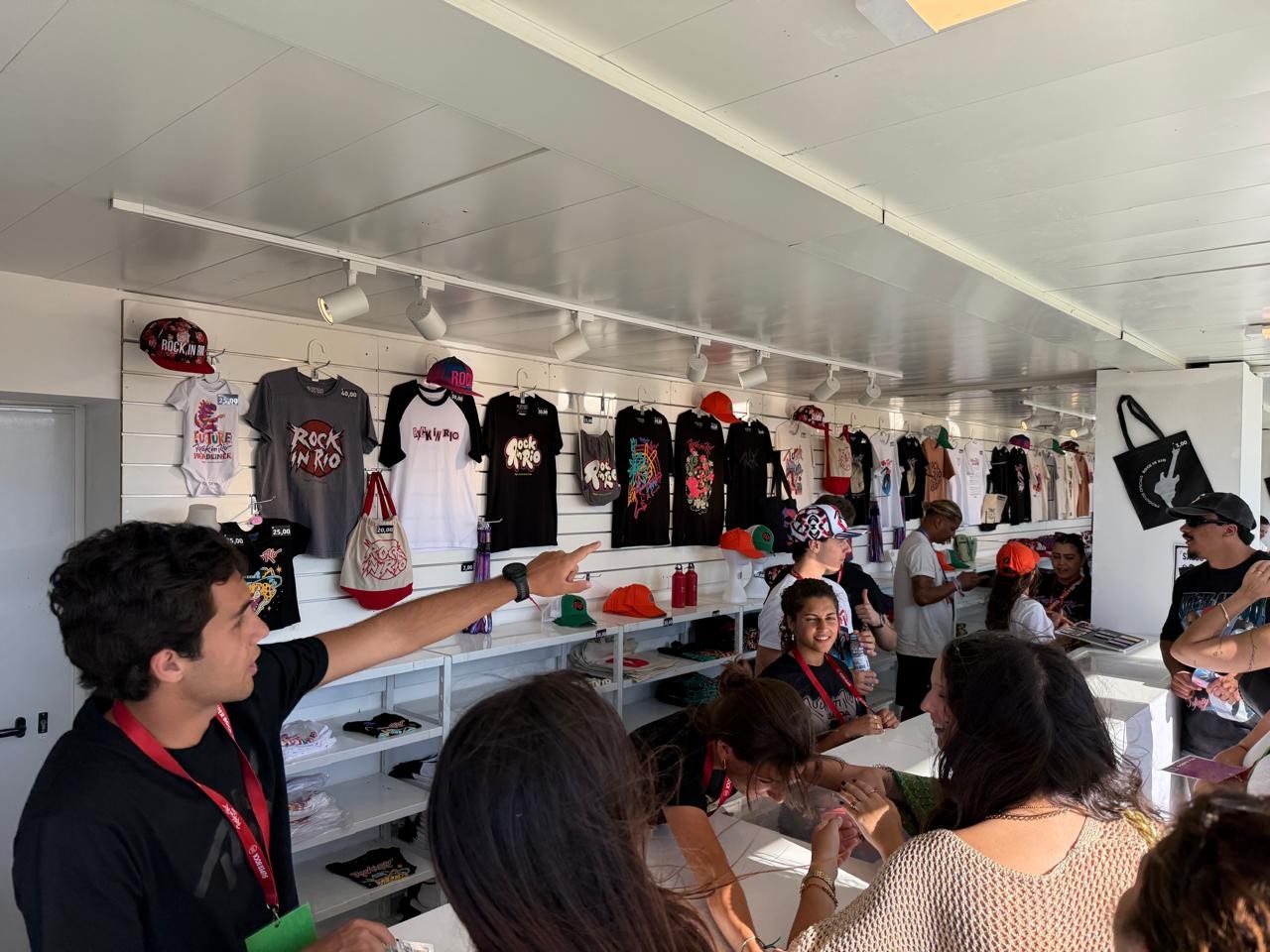 Loja de produtos oficiais do Rock in Rio Lisboa
