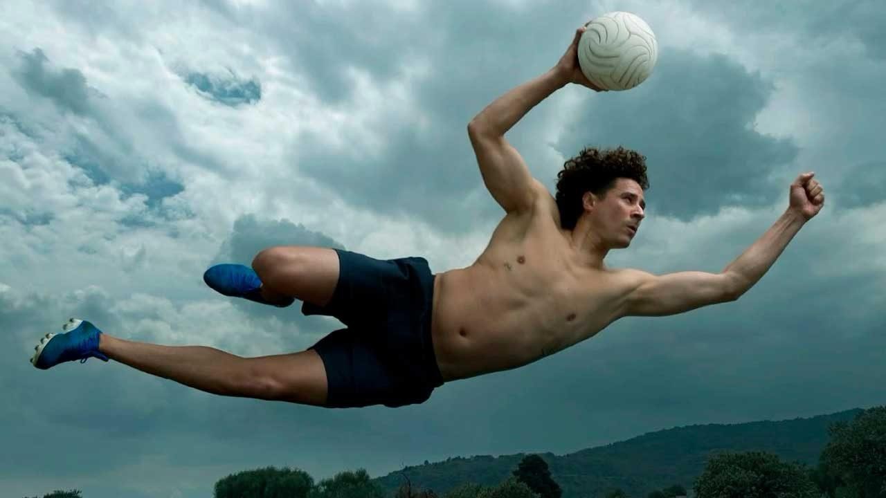 Jogadores de futebol vistos pelas lentes de Annie Leibovitz : quase escultóricos