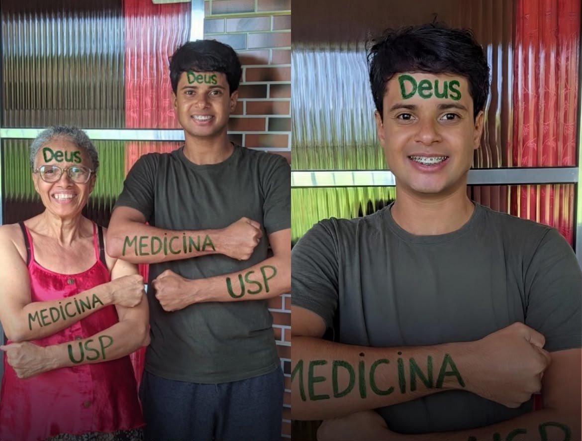 Mulher idosa e jovem sorrindo, com Deus na testa e Medicina USP nos braços, em frente a uma parede colorida