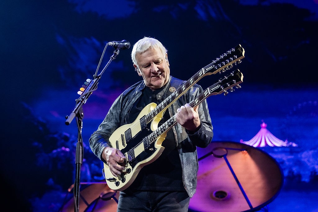 A relação entre o astro do Rush, Alex Lifeson, e o uso de maconha - QTU Questões do Universo
