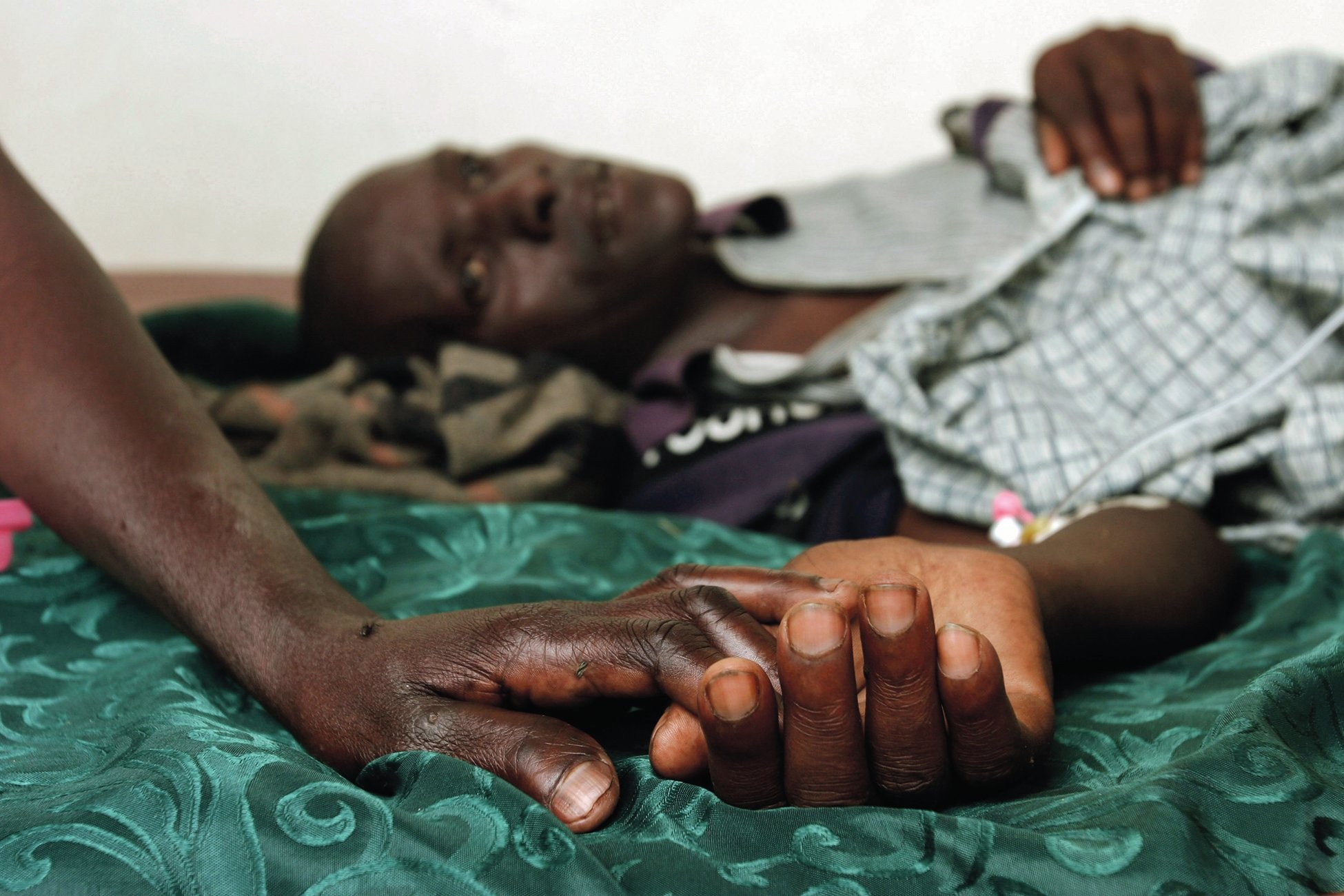 DESAFIO - O drama na África: o maior número de infecções e mortes no mundo