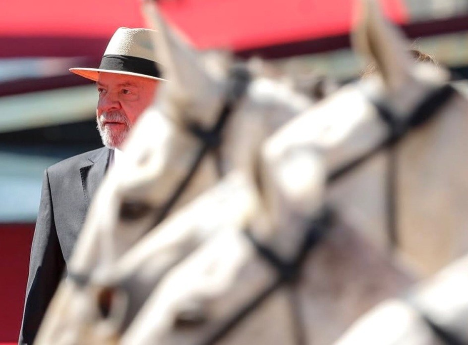 Lula teme interferência na eleição e amplia crises com EUA e Argentina
