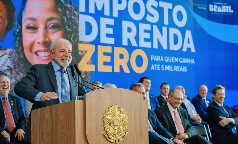Efeitos da isenção de IR para a renda e para Lula começam a passar, indica nova pesquisa Quaest - QTU Questões do Universo