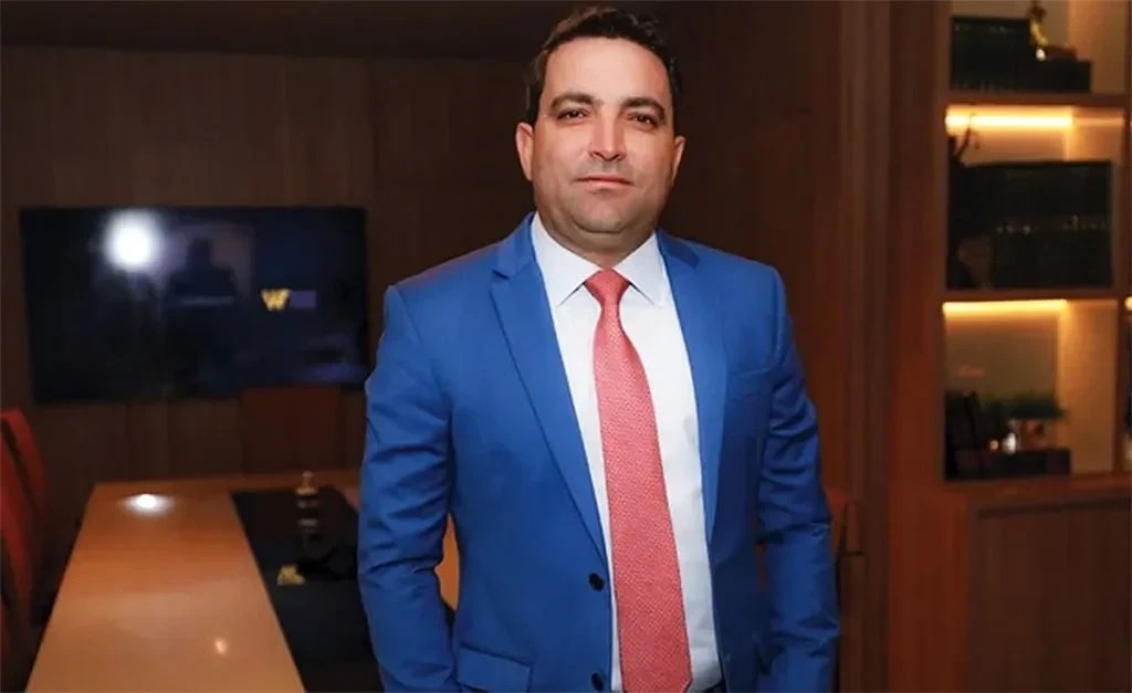 A resposta de advogado que foi alvo da PF por relação com vice-líder do governo - QTU Questões do Universo