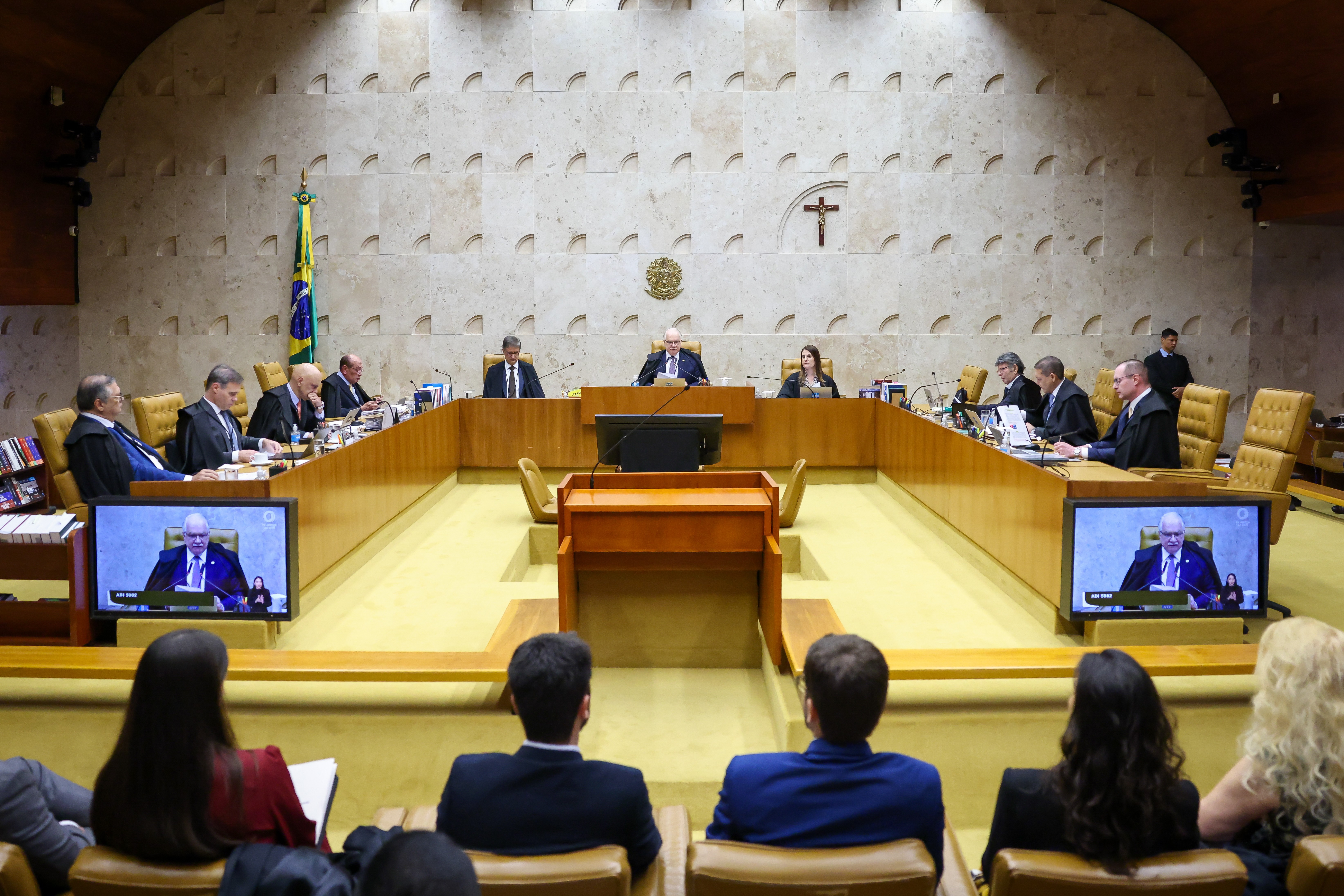 STF: enquanto houver bambu, tem flecha — e Fachin segue assistindo - Foto