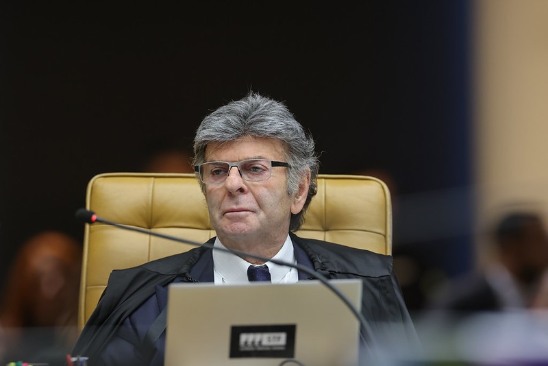 Fux vai analisar processo sobre registros de entrada de mulher de Moraes e Vorcaro no Senado