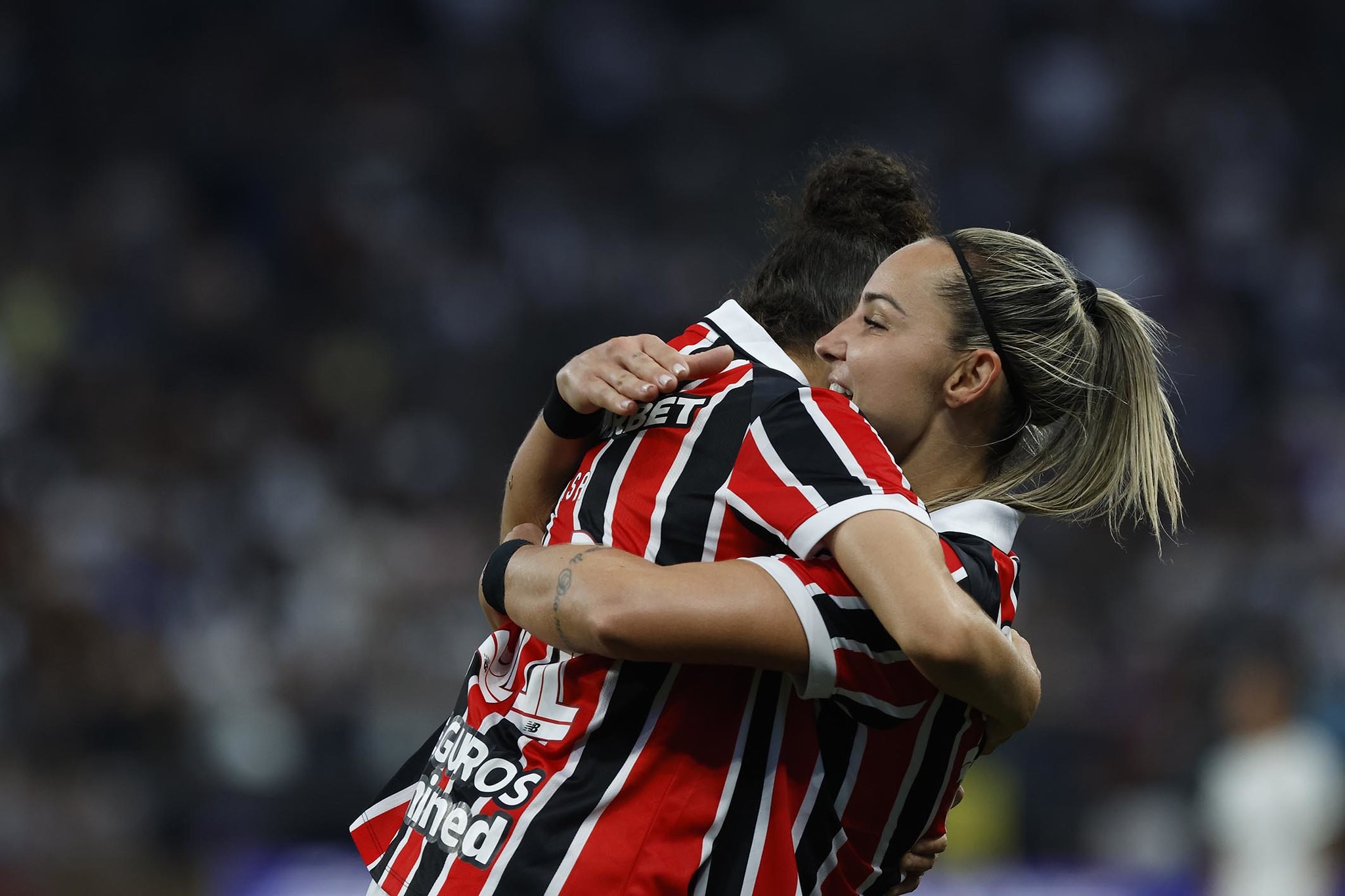 Mais posse, volume e eficiência: como o São Paulo venceu o Corinthians