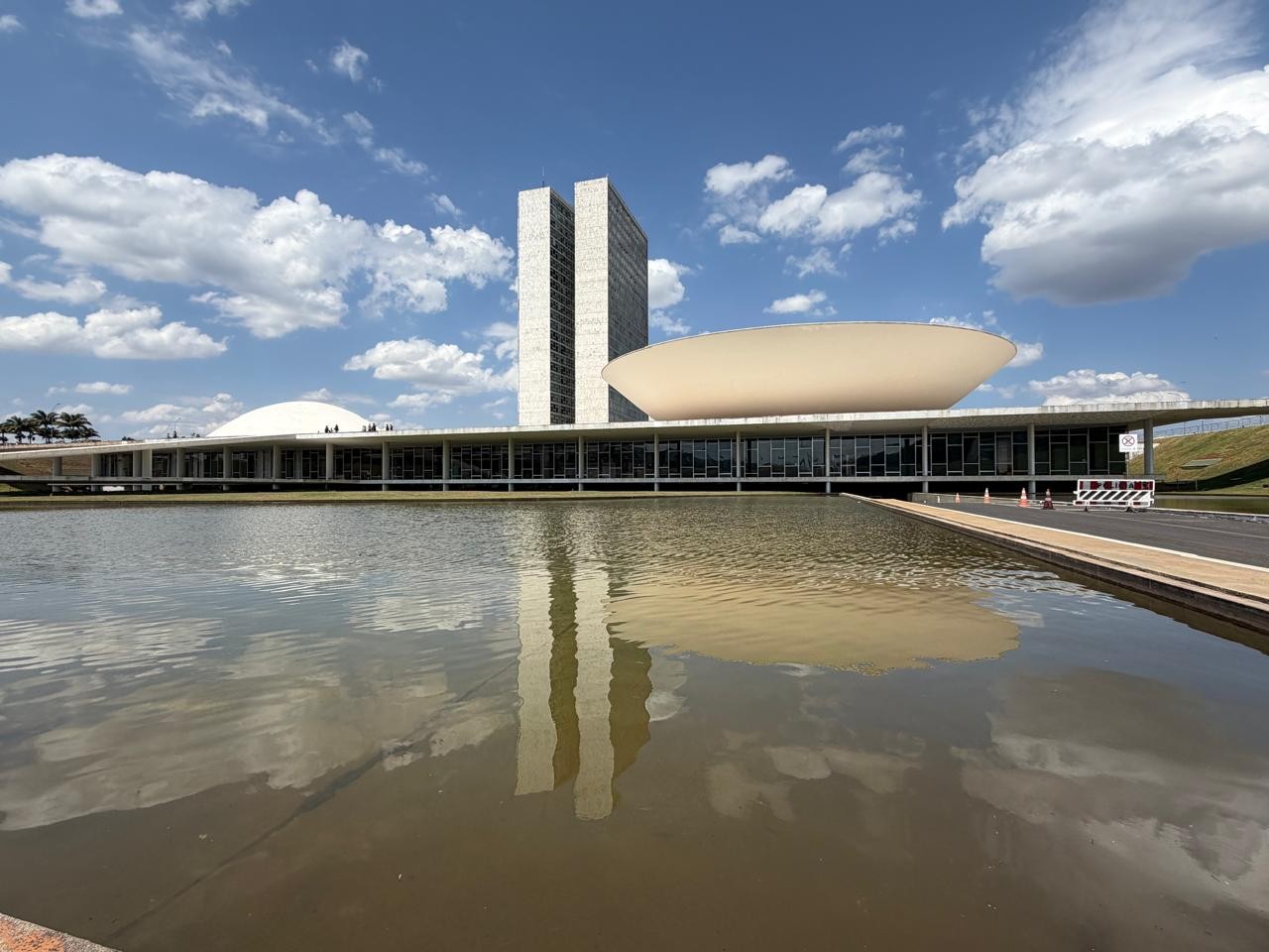Volta das eleições guarda guerra de bilhões no Orçamento entre emendas e despesas prioritárias