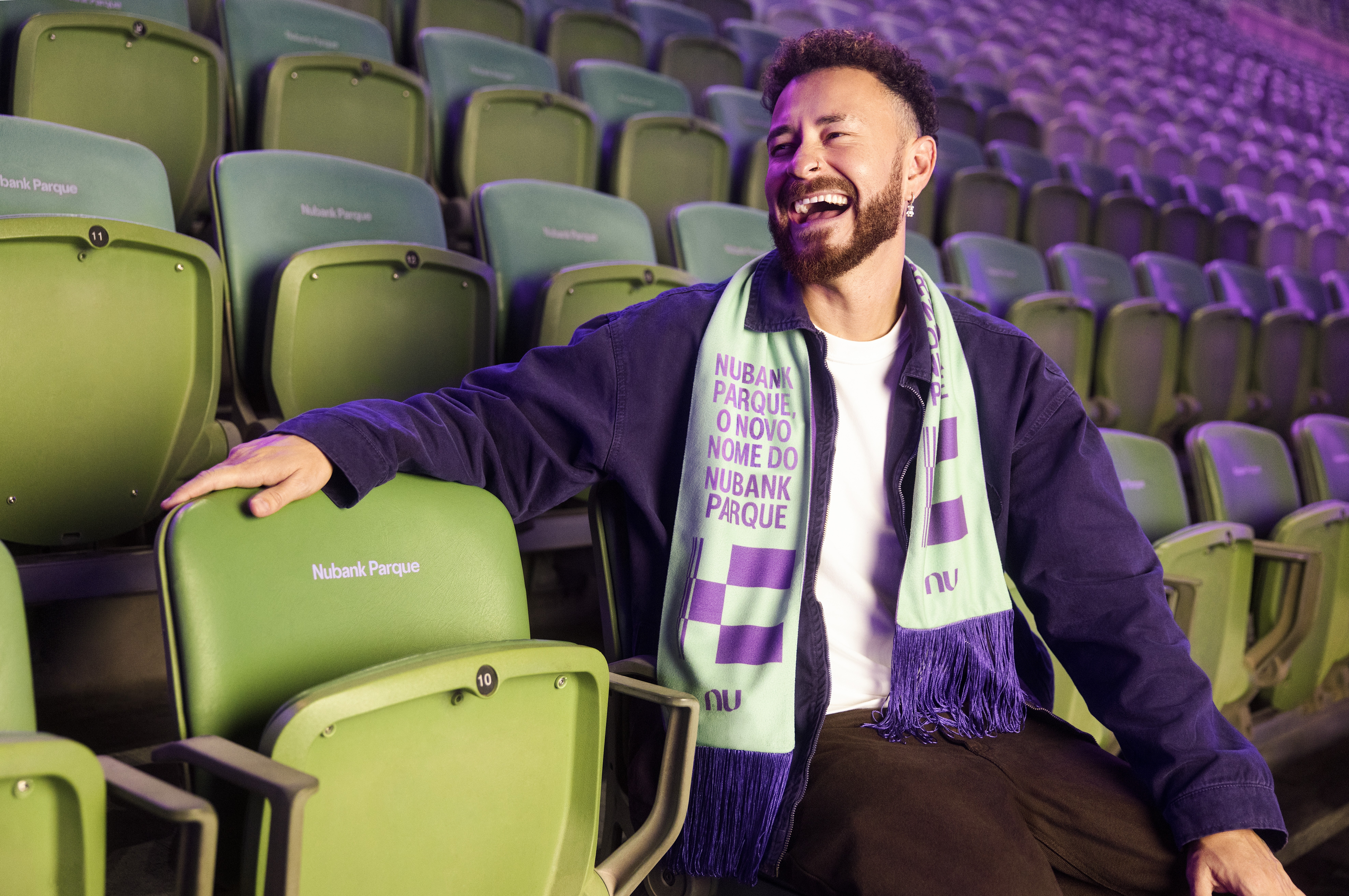 Fred Bruno é “fiscal de naming rights” do Nubank Parque em campanha publicitária - QTU Questões do Universo