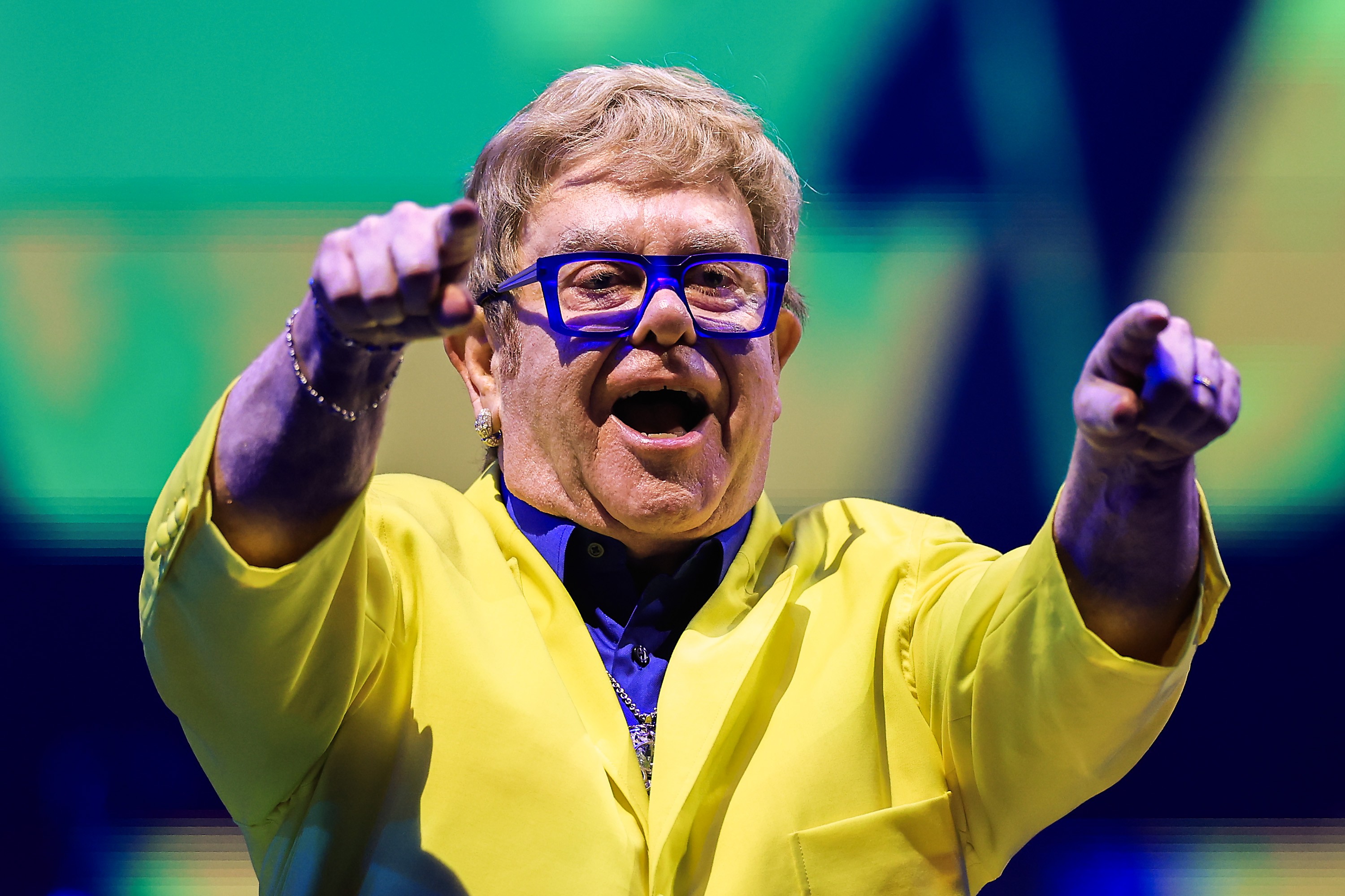 Elton John manda recado ao Brasil após show no Rock in Rio