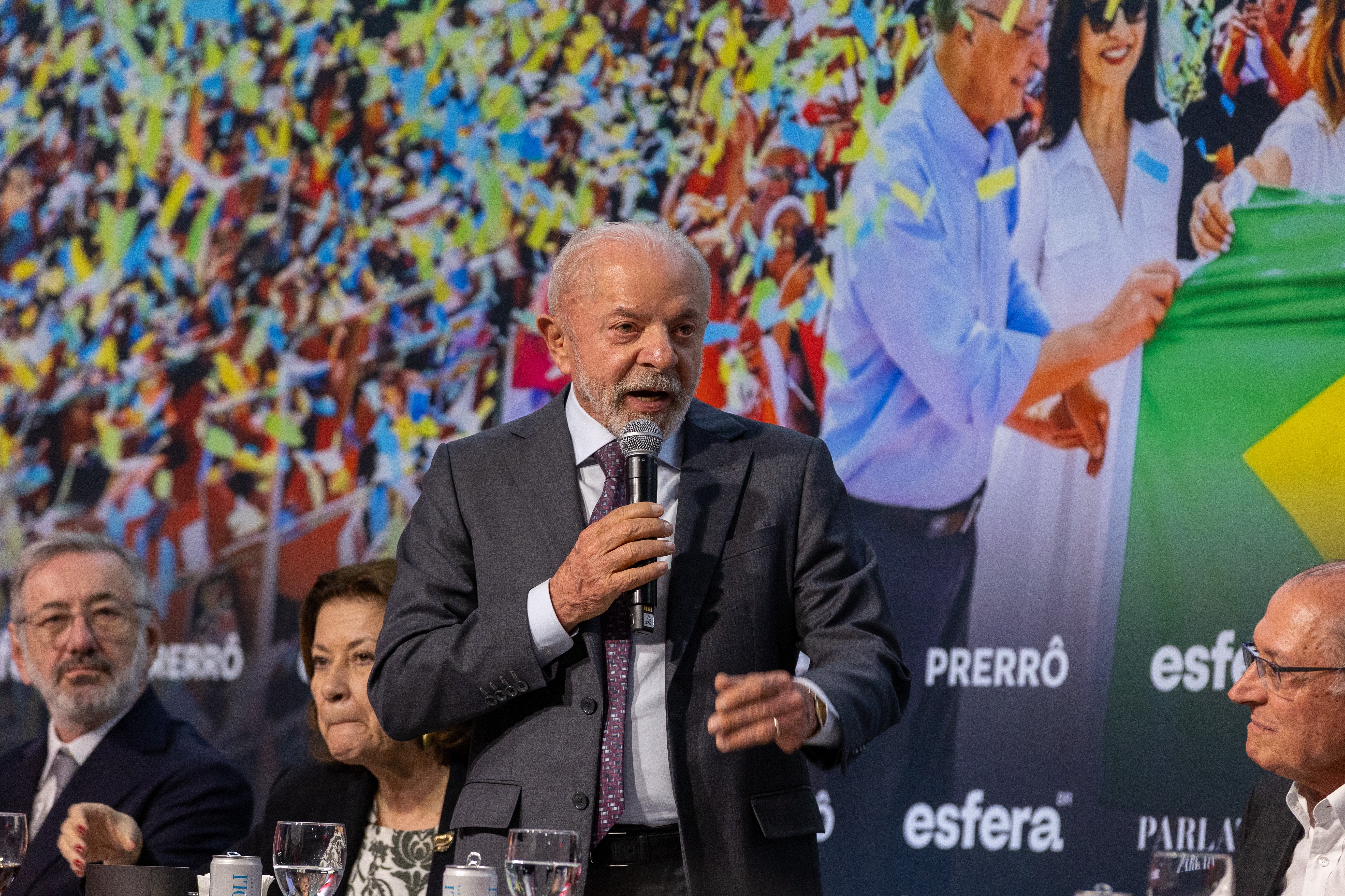 ‘Quem paga o preço do desajuste fiscal é o povo pobre’, diz Lula em meio à promessa de melhora das contas