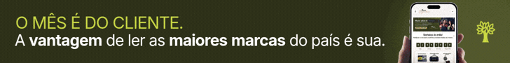 PAYWALL-728-x-90-px-CTA Banner promocional com fundo verde-escuro. À esquerda, texto em amarelo e branco: O MÊS É DO CLIENTE. A vantagem de ler as maiores marcas do país é sua. À direita, uma mão segura um smartphone exibindo um portal de notícias com imagens e textos. Ao lado do celular, um ícone de árvore estilizada em verde-claro