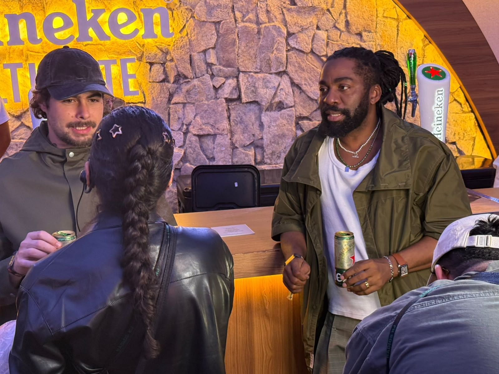 Esverdeados, Lázaro Ramos e Rafa Vitti protagonizam gafe no Rock in Rio