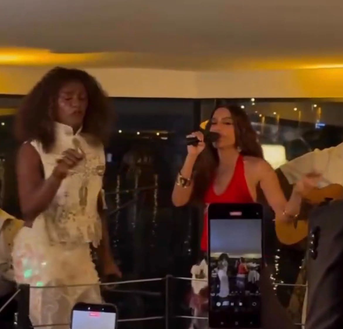 Taís Araujo, Anitta e mais brasileiras curtem after party em Paris