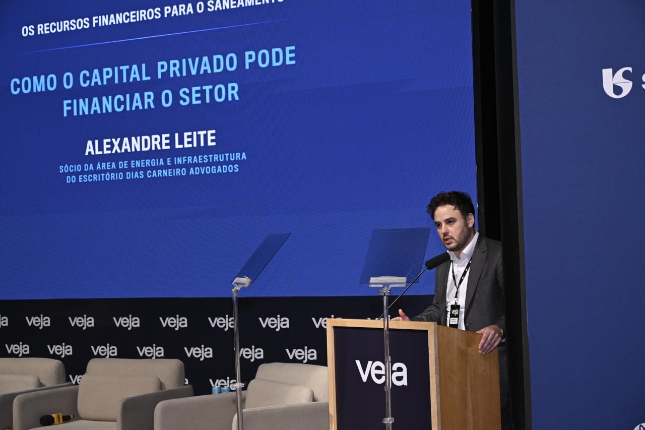 Juros altos e insegurança jurídica afastam investidores de projetos de saneamento, diz advogado