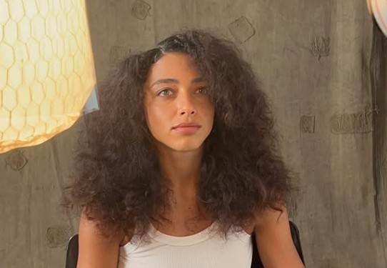 Alice Carvalho desabafa por série ‘Cangaço Novo’ ser cancelada