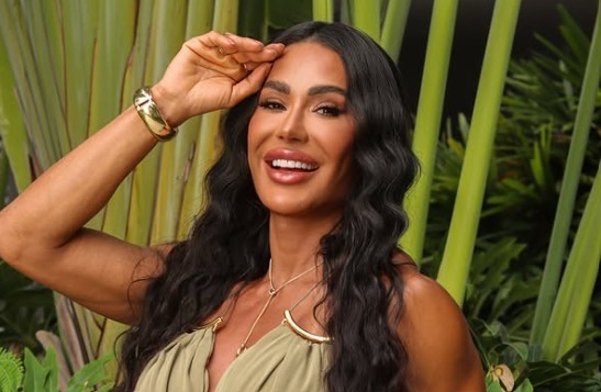 Gracyanne Barbosa faz simpatia inusitada para afastar chuva no Rock in Rio