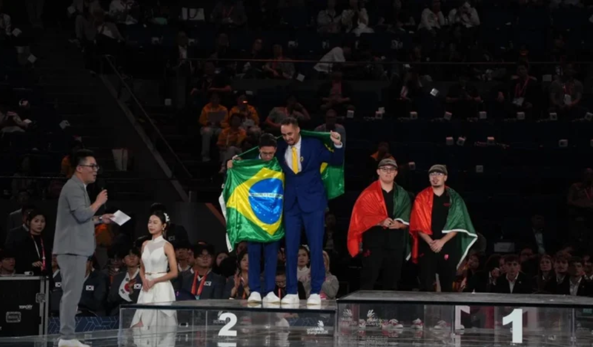 Brasil supera 68 países e fica em segundo lugar na WorldSkills Xangai 2026