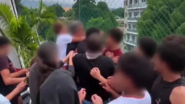 Professor é agredido por alunos durante partida de futebol em colégio particular no Rio