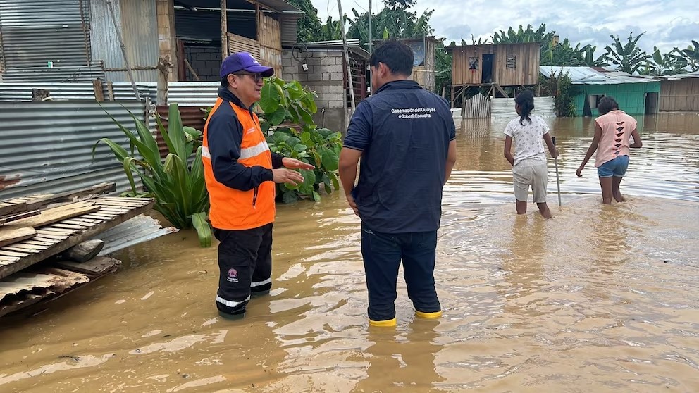 Enchentes no Equador causam três mortes e já atingem mais de 23 mil pessoas