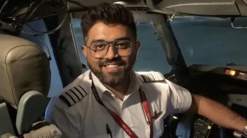 Qual é o estado de saúde do piloto atacado em avião que ia para Israel